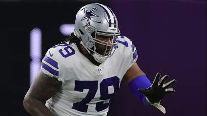Ravens Sign Veteran OLB, Try Out Ex-Cowboys LT After Latest Injuries