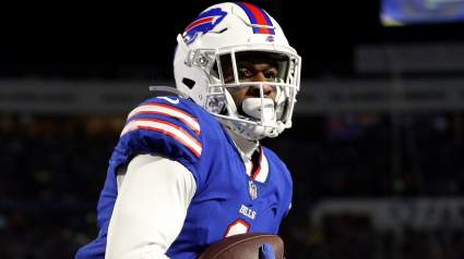 Browns Urged to Sign Veteran WR Emmanuel Sanders Ahead of Opener