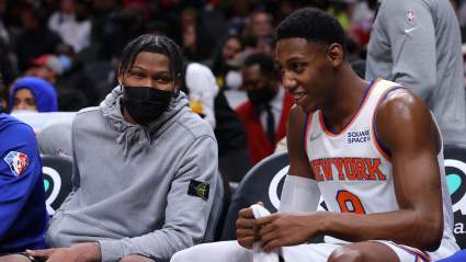 Knicks Teammates Go Back to Alma Mater