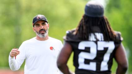 Browns Set Expectations For Kareem Hunt After Trade Demand