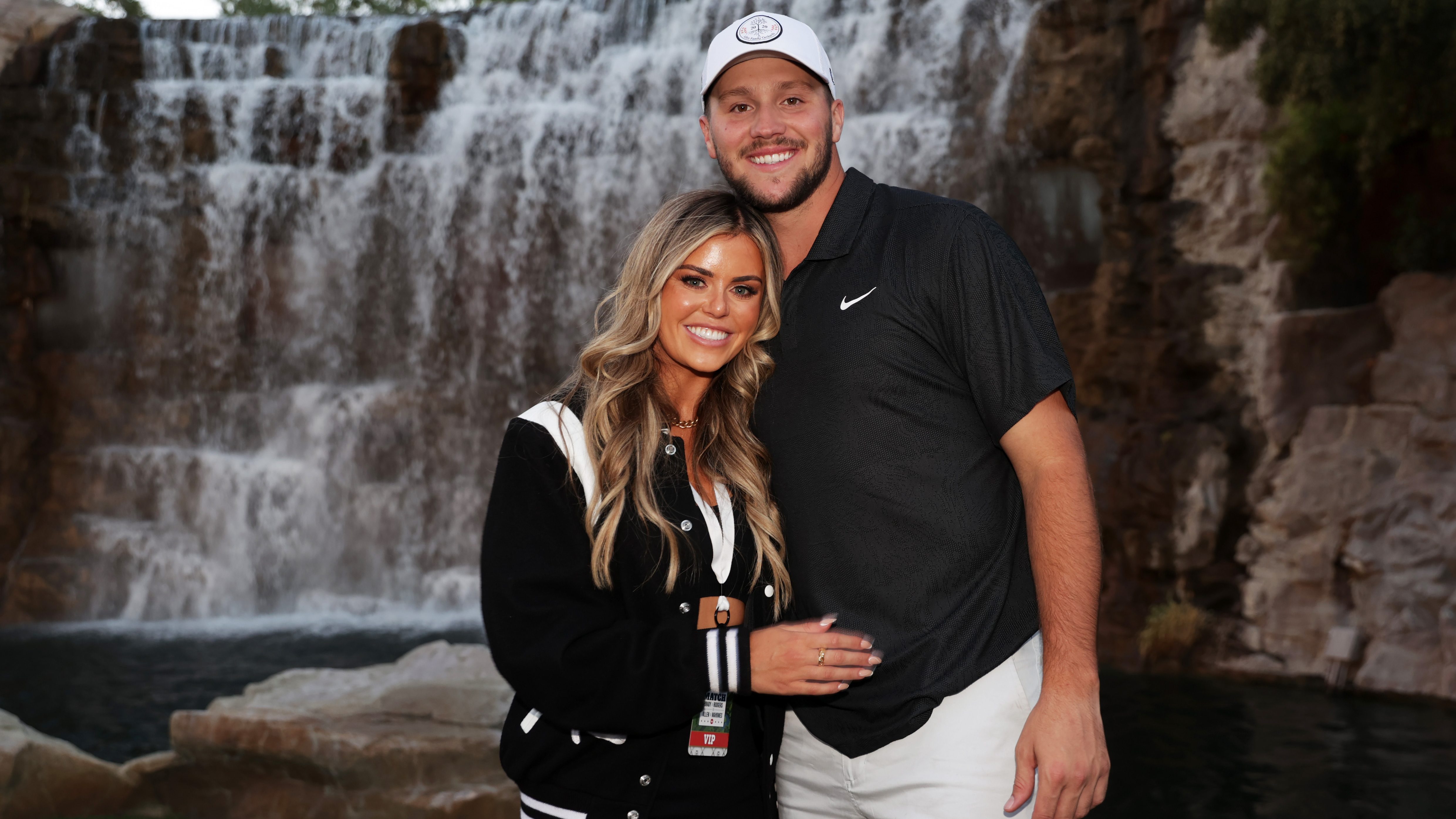 Josh Allen, girlfriend Brittany Williams enjoy birthday trip