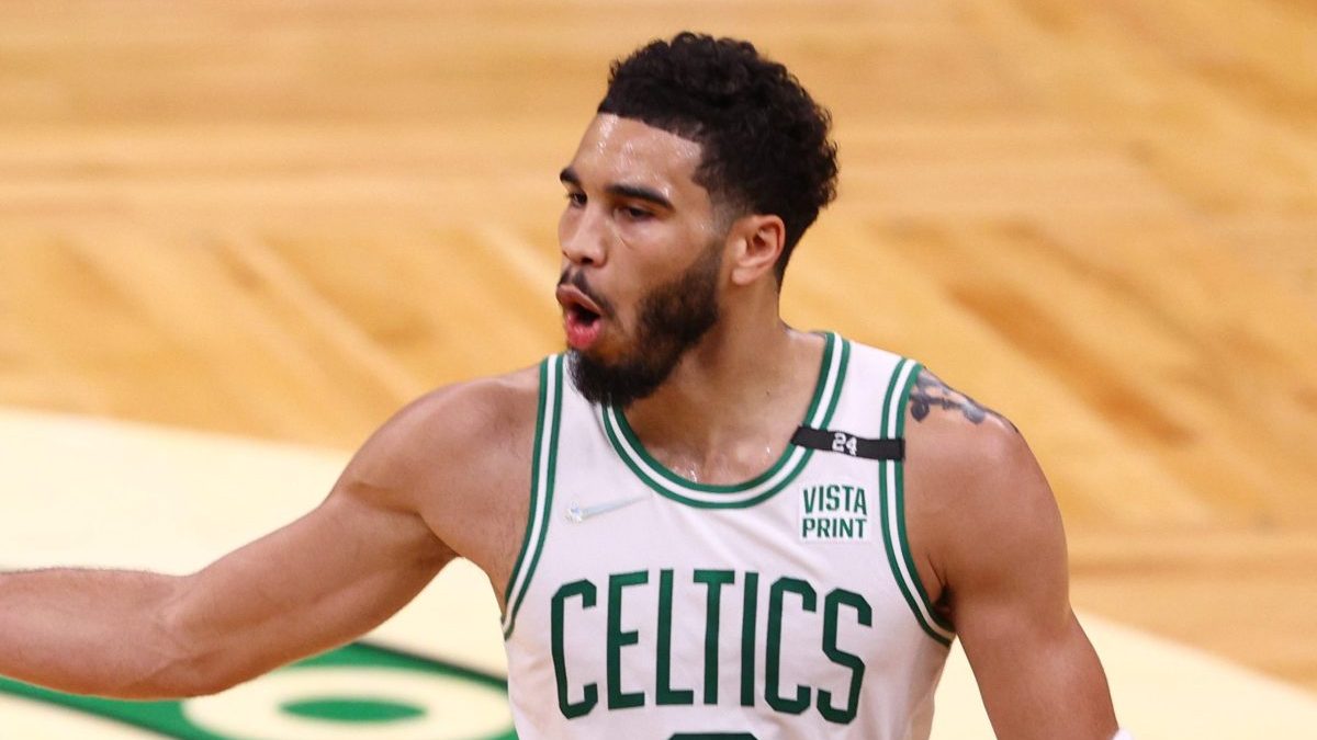 PHOTOS: Jayson Tatum throws first pitch at St. Louis Cardinals game