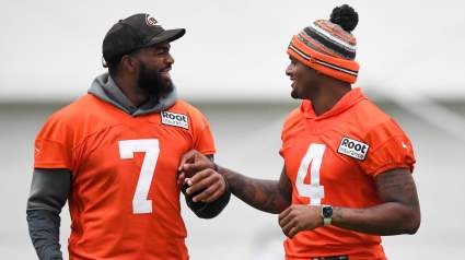 Browns Urged to Make Controversial Move at Quarterback Position