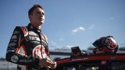 Joe Gibbs Racing Extends Contract With Longtime Primary Partner