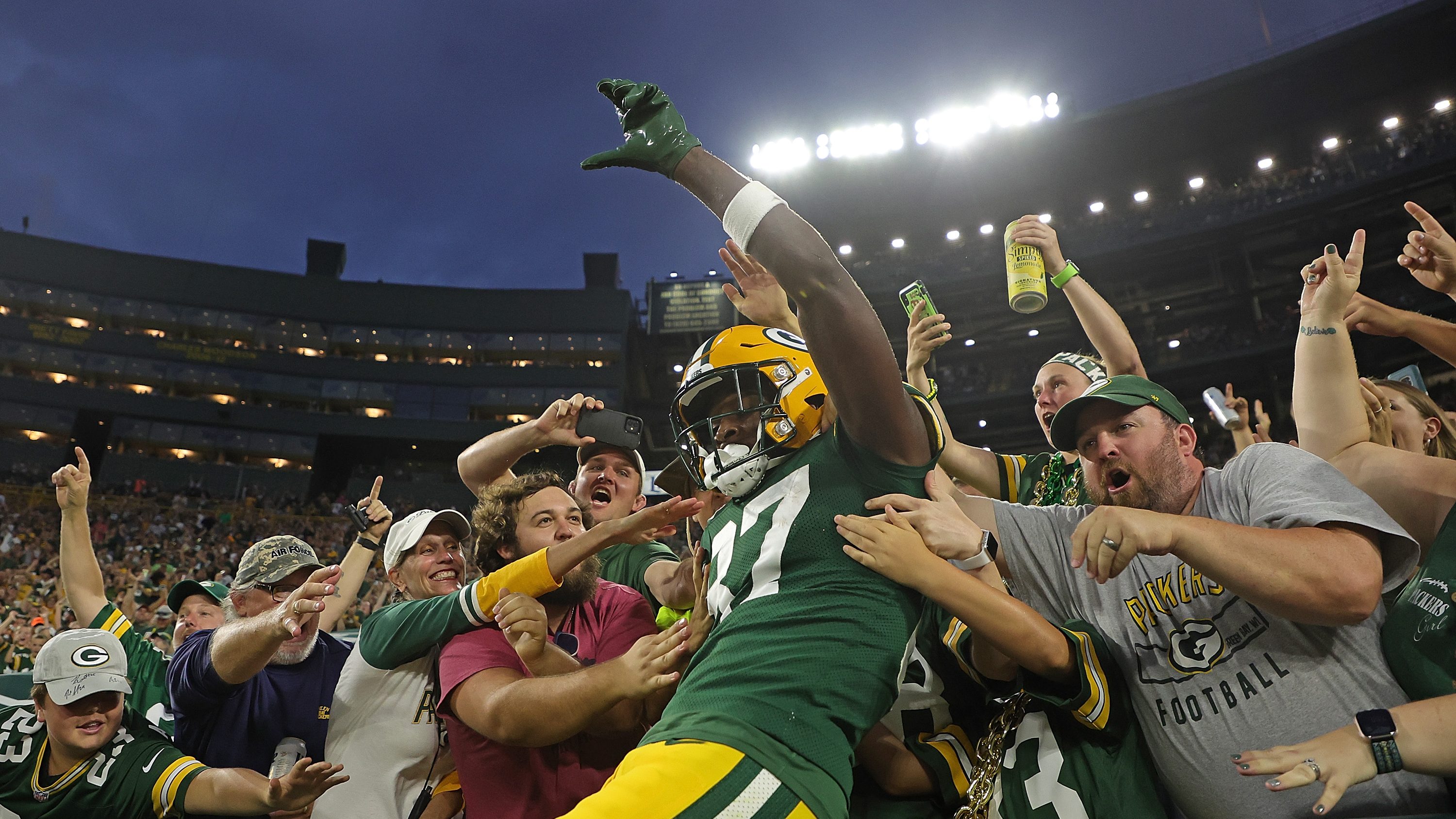 Packers' Aaron Rodgers Puts WR Romeo Doubs On Notice