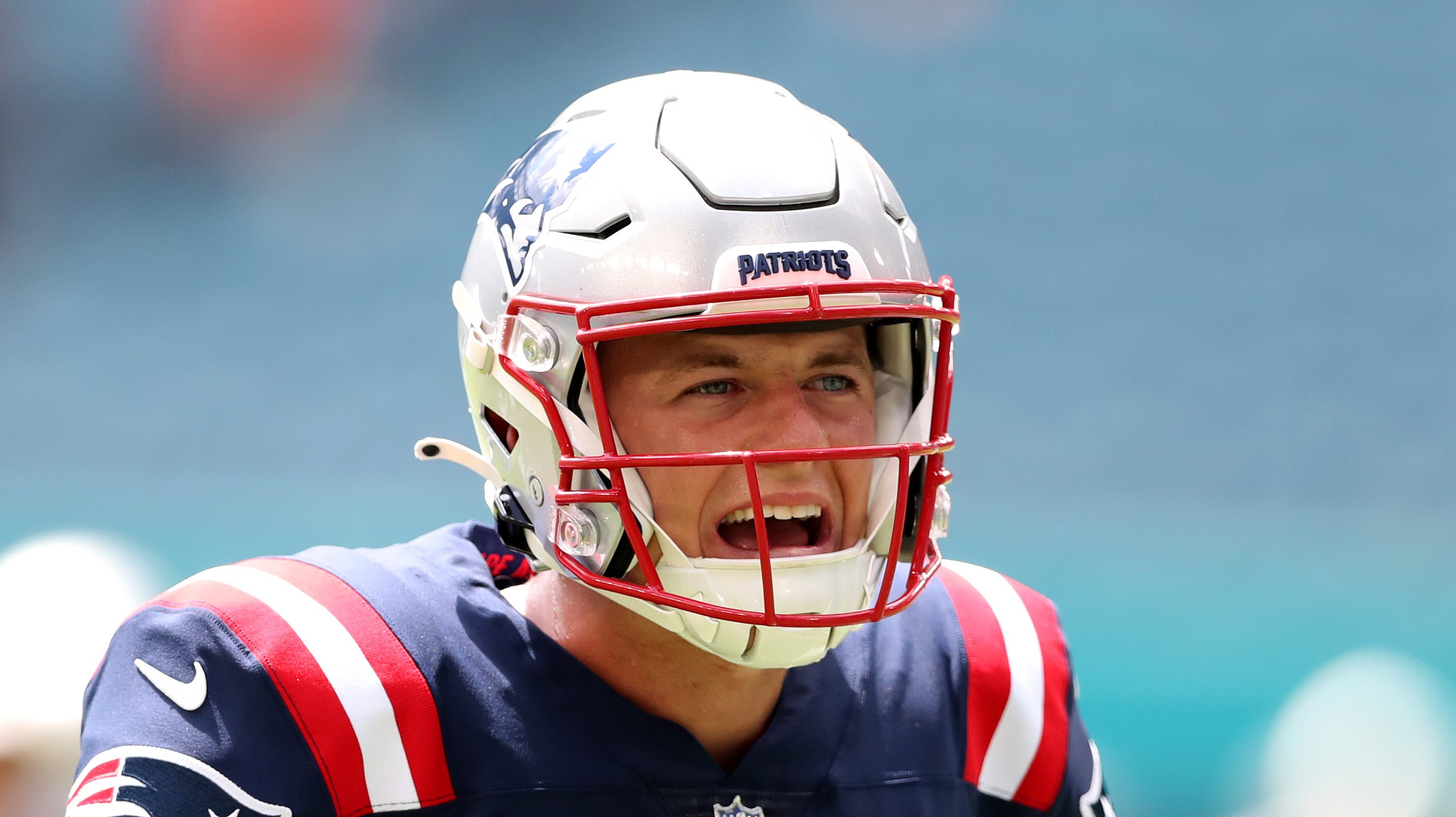 Patriots quarterback Mac Jones too inconsistent in season-ending