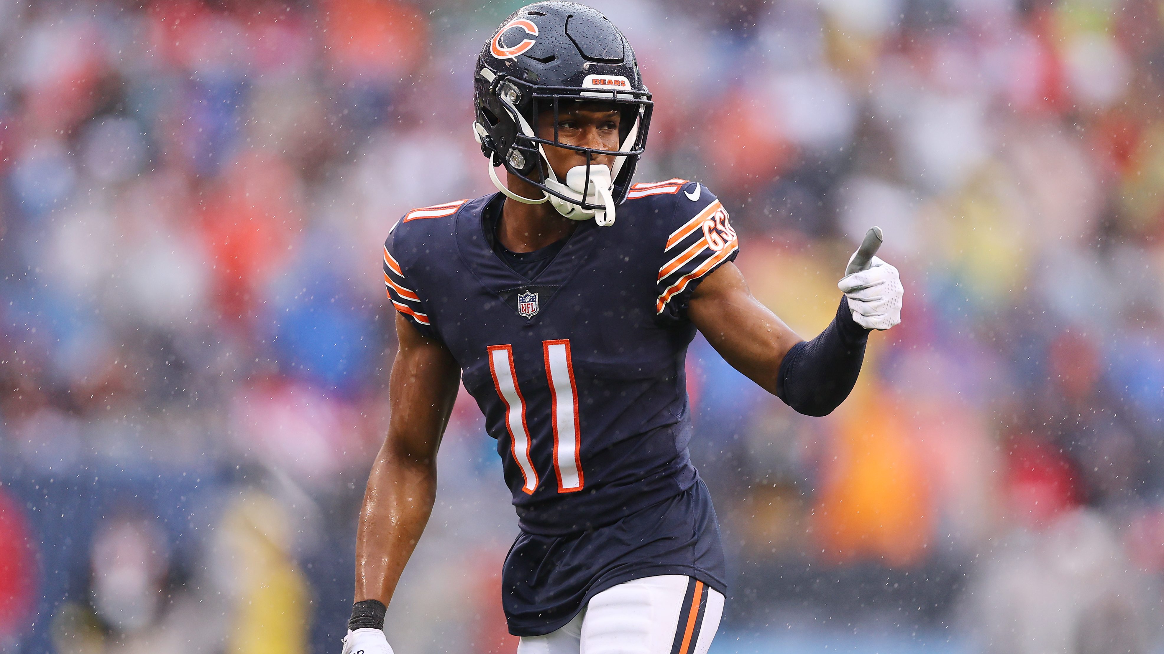 Bears put WR Byron Pringle on IR after injuring calf against