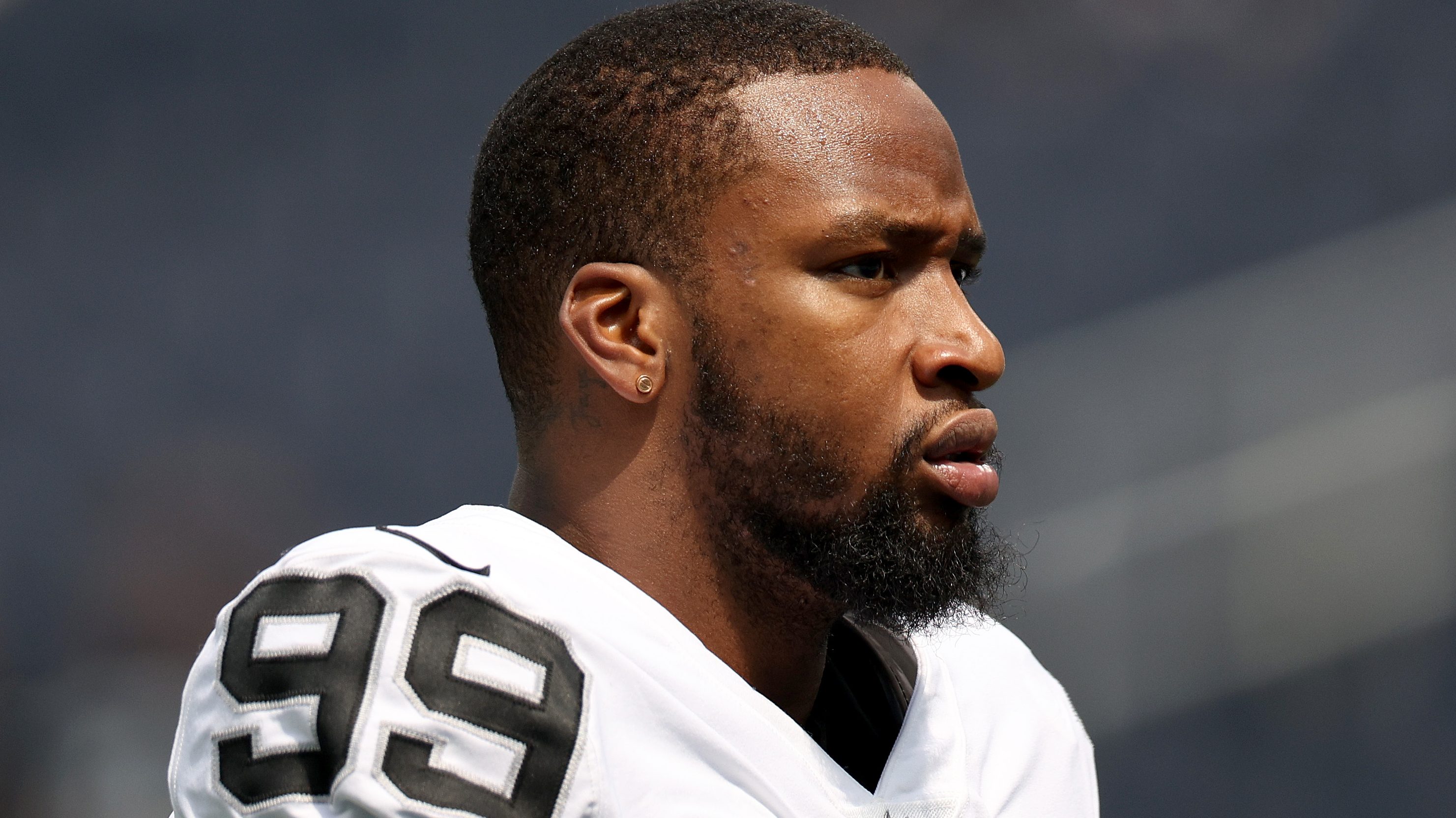 REPORT: Raiders have had trade discussions involving DE Clelin Ferrell