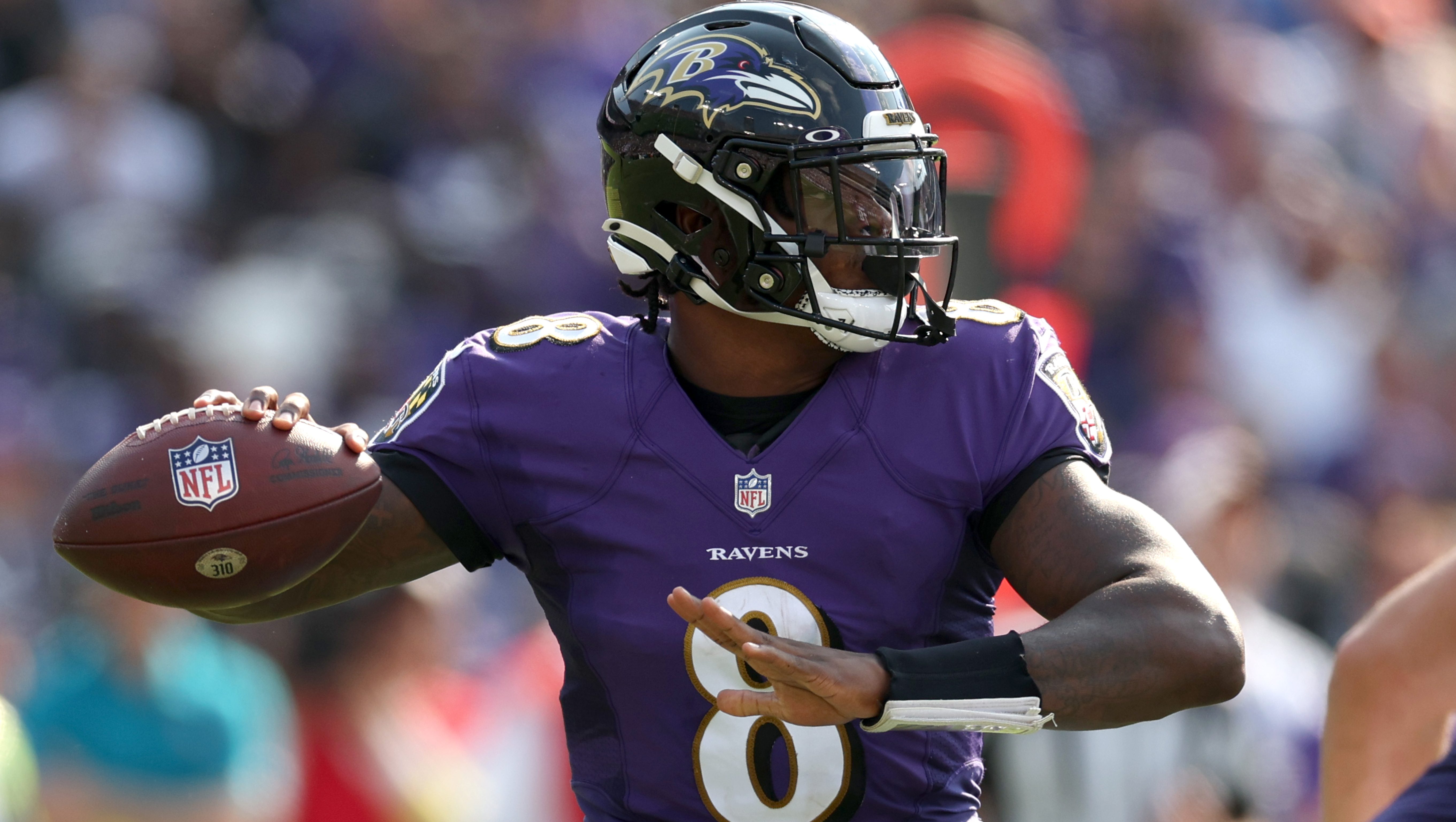 Agent's Take: Here's the contract Lamar Jackson should consider pursuing,  though it's not fully guaranteed 