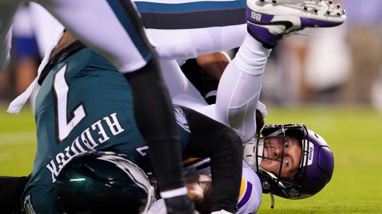 Defensive Starter Forgets Words to Eagles Fight Song: WATCH