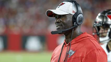 Bucccaneers Urged to Bench Longtime Veteran ‘ASAP’