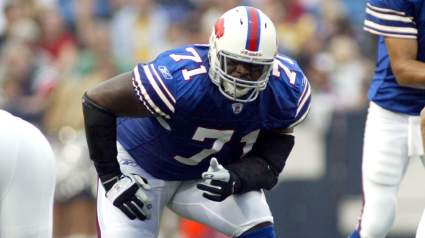 Fans Strongly React to Former Bills’ Pro Bowler Signing With Cowboys