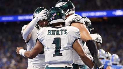 Lions Starter Throws Punch After Late Hit on Eagles QB Jalen Hurts: WATCH