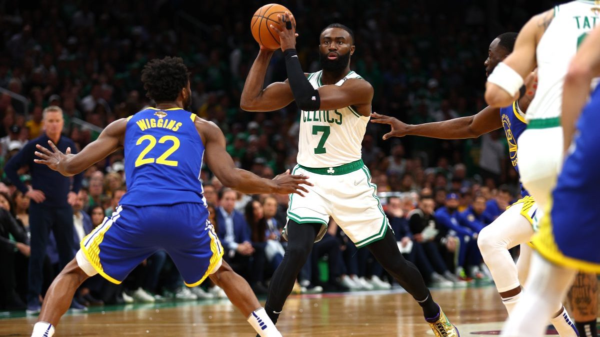 Celtics offer Jaylen Brown package for Kevin Durant, the latest on Donovan  Mitchell and more: Inside Pass - The Athletic