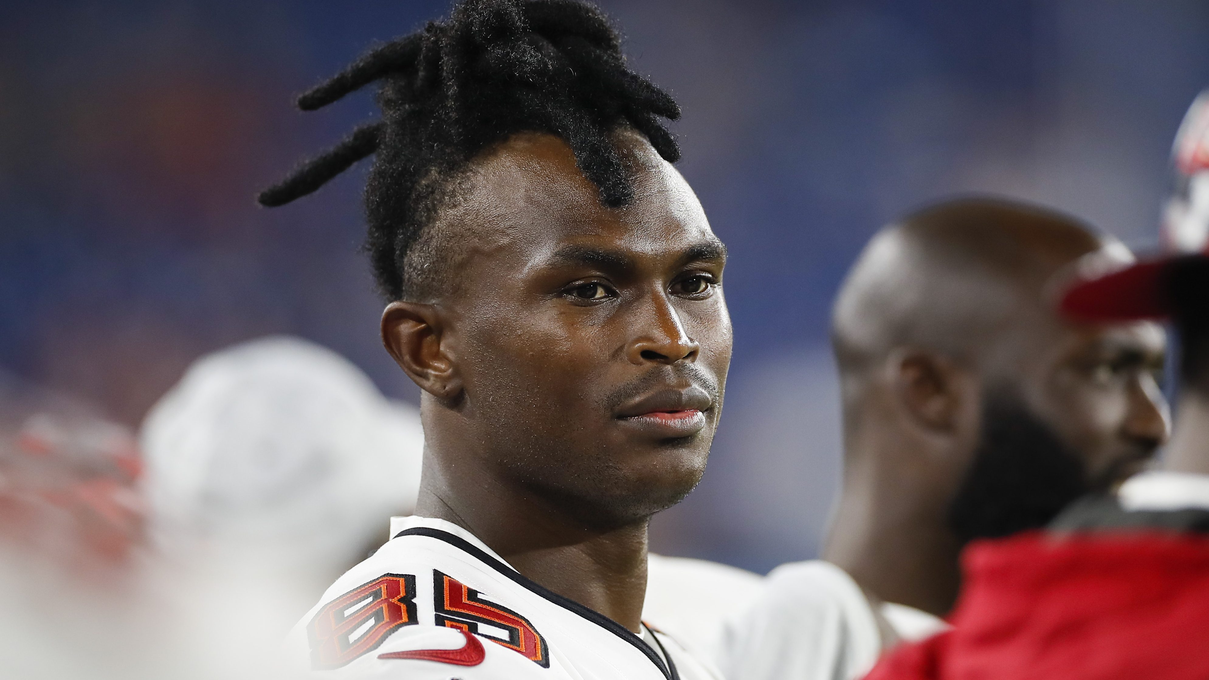 Julio Jones injury update: Bucs WR dealing with knee issue for Week 16 -  DraftKings Network