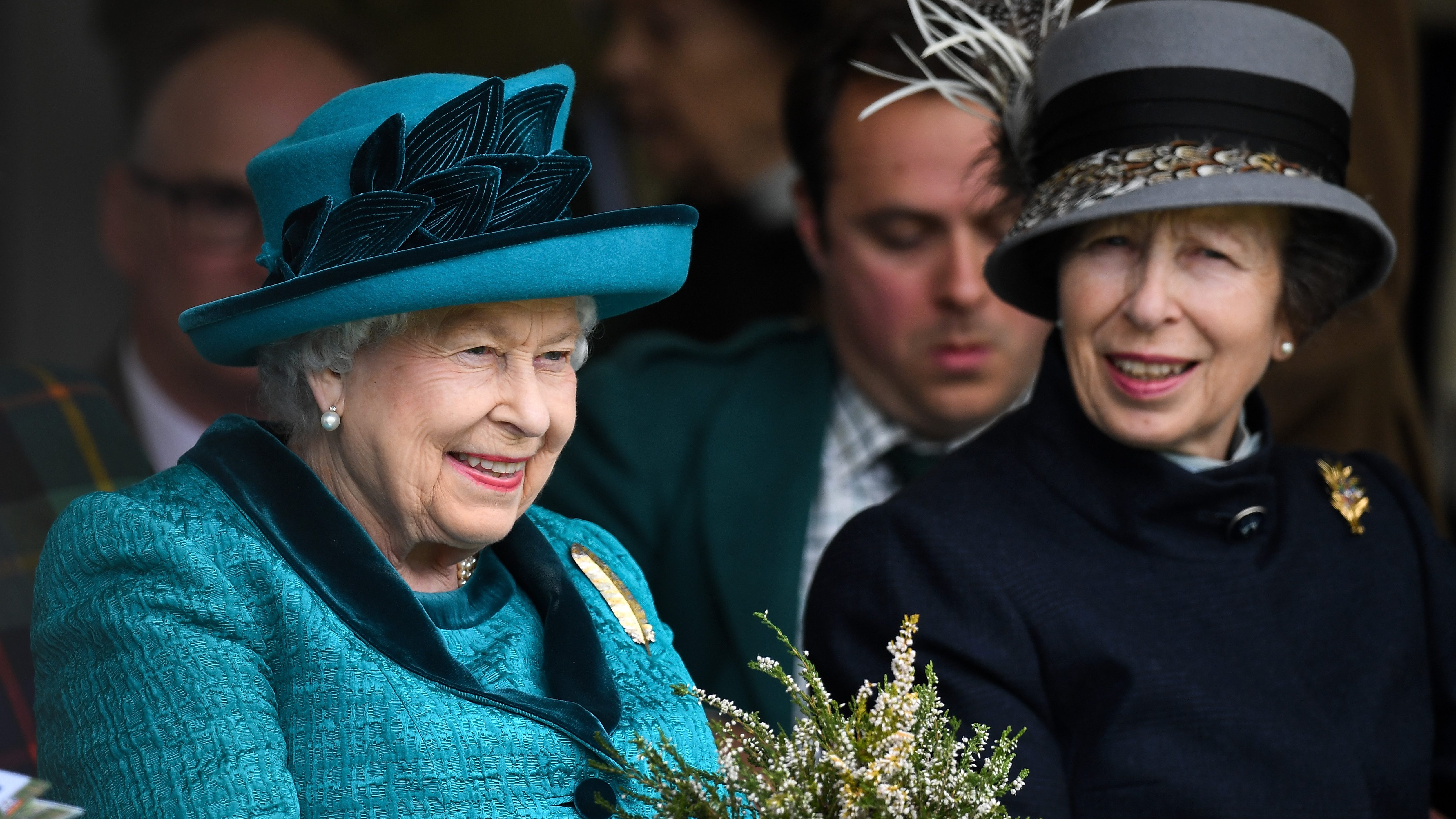 Queen Elizabeth II Dies At 96 With Princess Anne On Hand Heavy Com   QE And Anne E1662664928938 