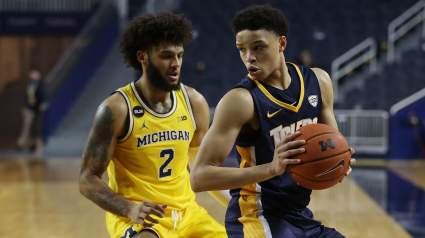 Warriors Rookie Has ‘Tough Hill to Climb’ to Make Roster: Insider