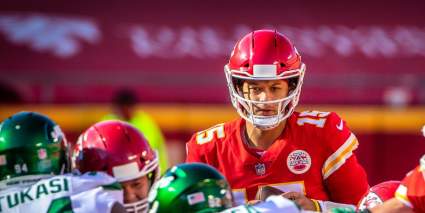 Patrick Mahomes Surprisingly Singles Out Jets QB on National TV