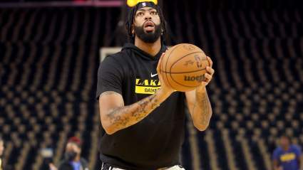 Lakers Urged to Trade Anthony Davis For $194 Million Superstar