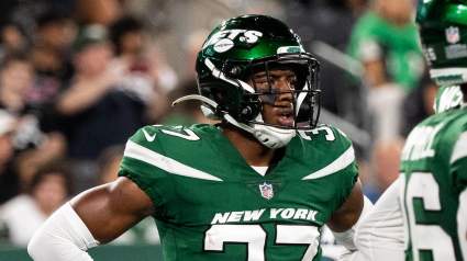Jets Deliver Long-Term Insurance Policy to Eagles in Proposed Trade
