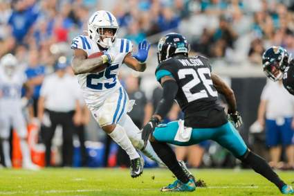 Broncos Sign Former Colts Standout Running Back: Report