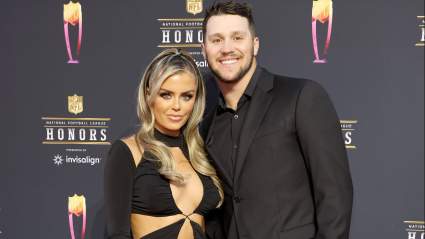 Josh Allen’s Girlfriend Sends Message to Bills QB Ahead of Chiefs Showdown