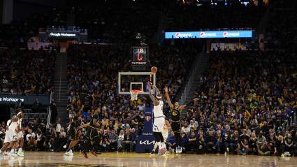 Ex-Laker & 4-Time All-Star Pleads With Teams to Give Him a ‘Chance’