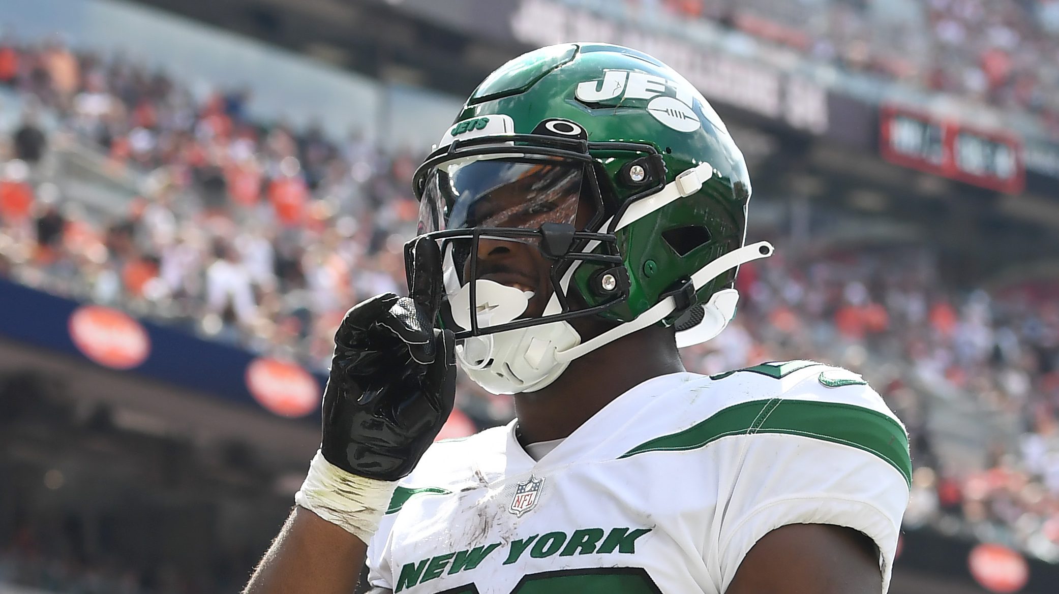 Jets RB Breece Hall Makes Big Money Bling Purchase [LOOK]