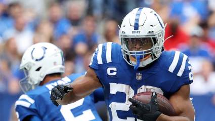 Colts’ Jonathan Taylor Injury Something ‘To Keep an Eye on’: Insider