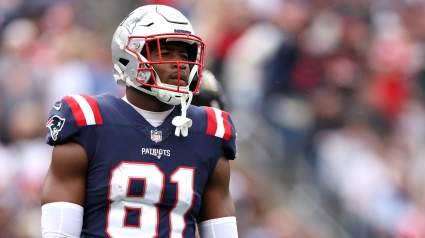 Struggling Patriots Tight End ‘May Miss Some Time’: Report