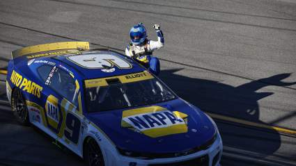 Chase Elliott Finally Snaps 2022 NASCAR Streak