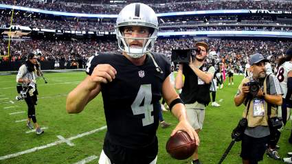 Raiders’ Derek Carr Sends Strong Message to Dennis Allen