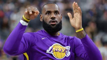 Lakers LeBron James Stirs Pot With Controversial Kyrie Irving Statement