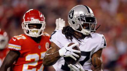Davante Adams, Visibly Livid After Chiefs Loss, Shoves Unsuspecting Worker