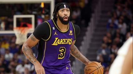 Blockbuster Trade Proposal Sends 8x All-Star Center to Warriors