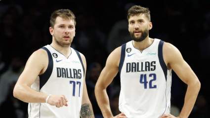 Lakers Announce Return of Versatile $33 Million Big Man for Game 5