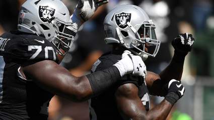 Former Raiders Pro Bowl RB Signs With AFC West Rival