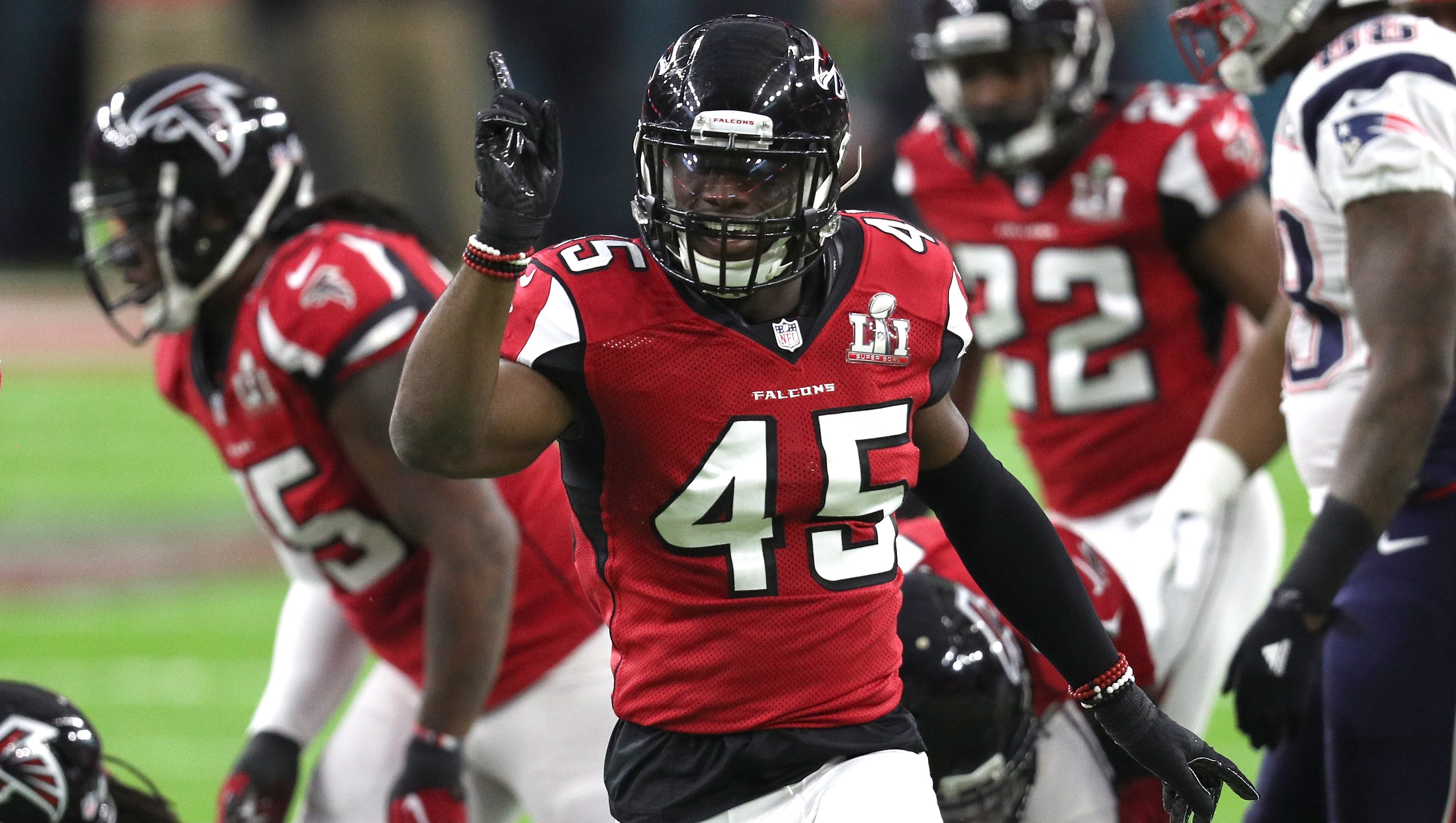 Falcons Trade Deion Jones To Browns: Report