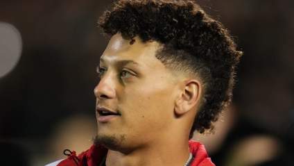 Patrick Mahomes Gives Props to NFL’s ‘Best Throw of the Year’ [LOOK]