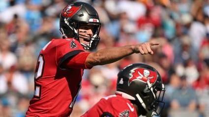 Tom Brady Makes Promise to Buccaneers