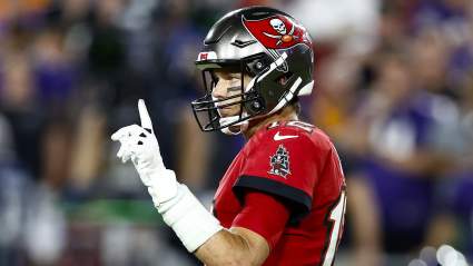Tom Brady Makes Wise Move Amid Recent Struggles