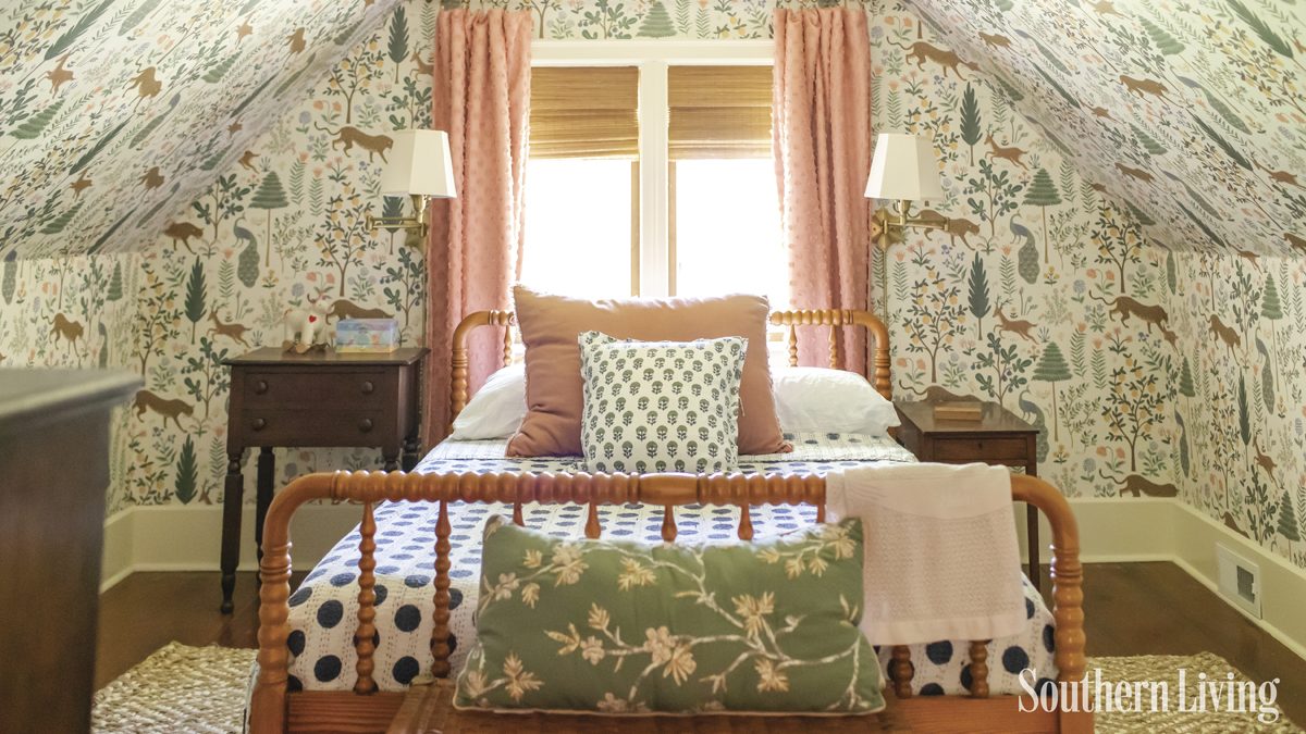 Erin Napiers Gift of Perfectly Combining Wallpaper and Paint Colors   Laurel Mercantile Co