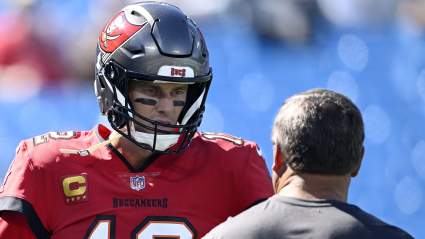 Ex-Rival QB Urges Tom Brady to Retire After Run of Poor Play