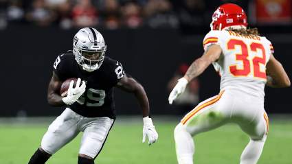 Chiefs Sign Former Raiders 3rd-Round WR With Terrell Owens Comp