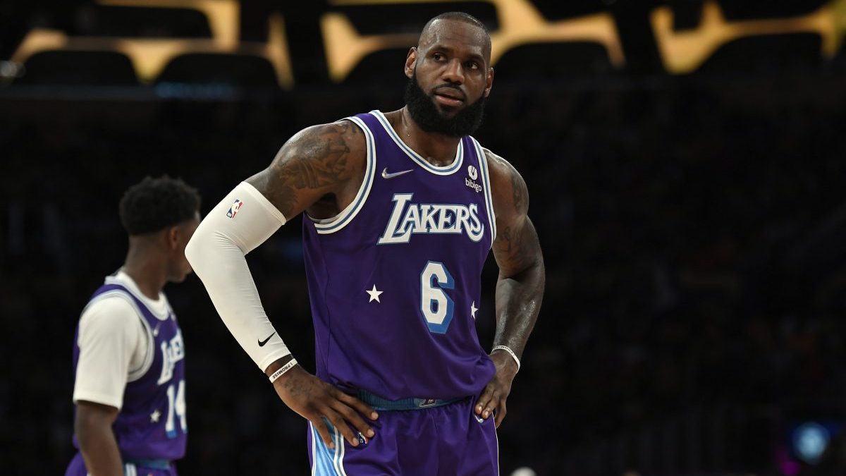 LeBron James Breaks Silence On Kyrie Irving Situation