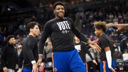 Knicks Considering Consolidation Trade for Backcourt: Report