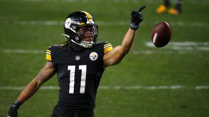 Bears ‘Swooped in’ & Stole Chase Claypool From NFC North Rival: Report