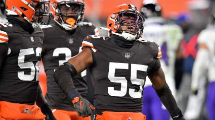 Browns Bring Back Former LB Ahead of Showdown With Texans