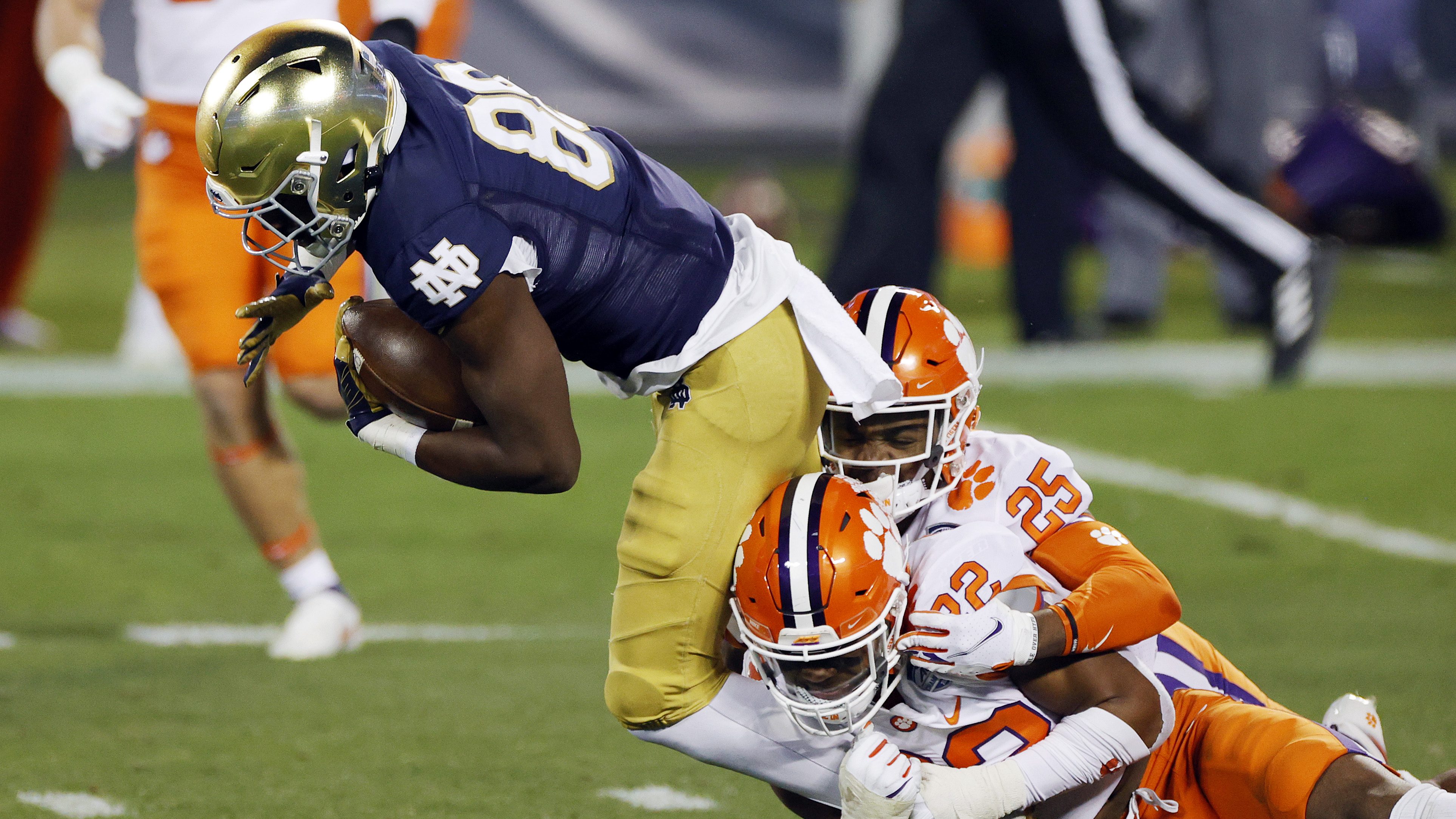 How to Watch Clemson vs Notre Dame Online for Free