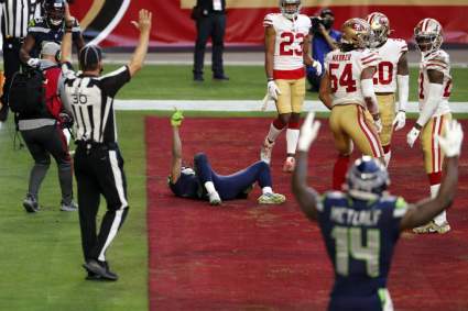 Seahawks Star WR Reacts to 49ers Receiving Early Division Title Hype